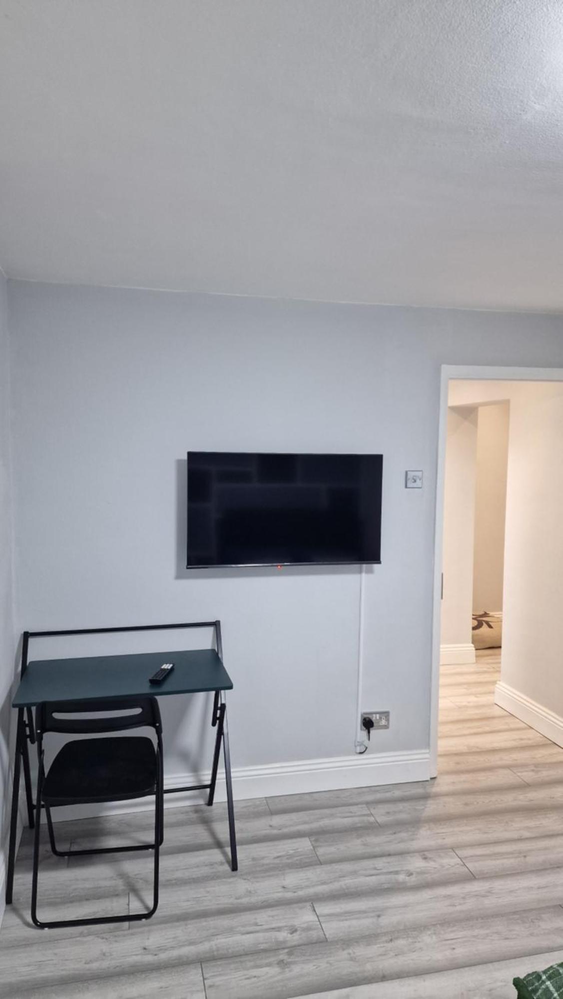London Stratford 4 Bed Apartment Exterior photo